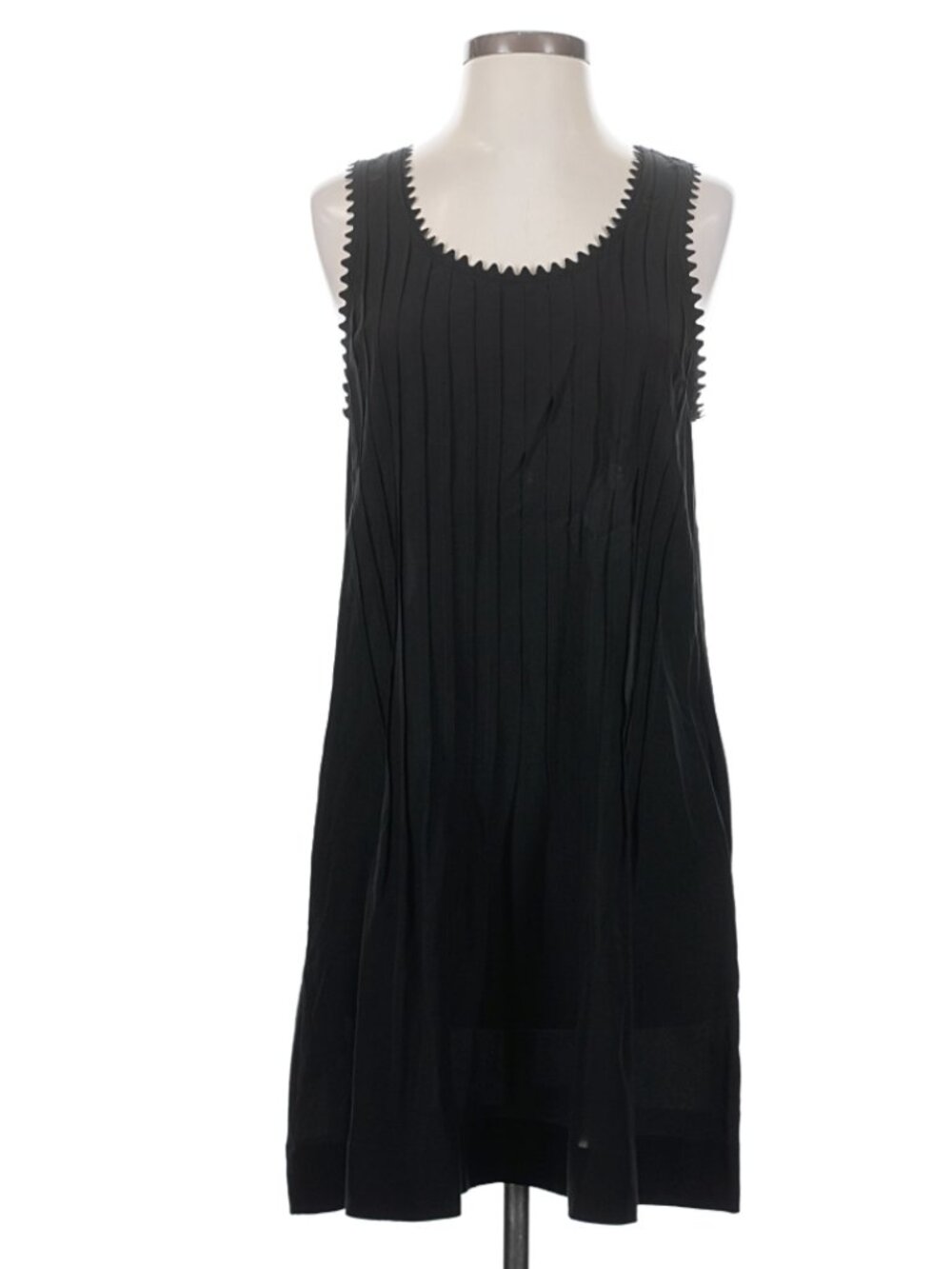 Club Monaco Black Pleated Sleeveless Midi Dress Size 00